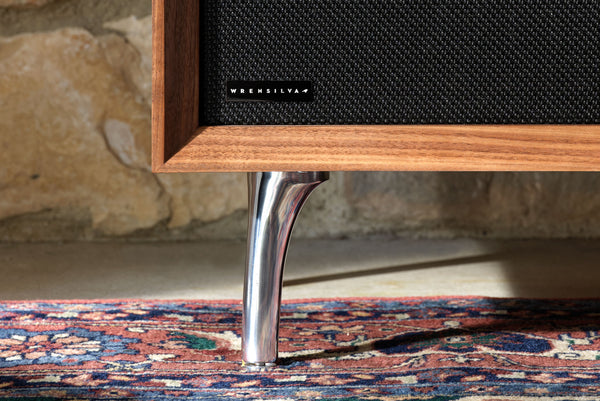 Wrensilva Standard One, un precioso mueble de sabor clásico con un potente  equipo HiFi integrado